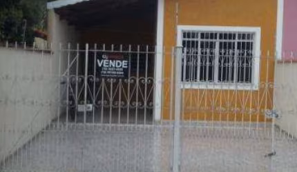 Casa para Venda em Pindamonhangaba, Loteamento Residencial Andrade, 3 dormitórios, 1 suíte, 2 banheiros, 3 vagas