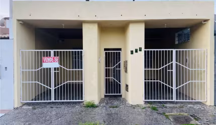 Casa no Bairro Luzia