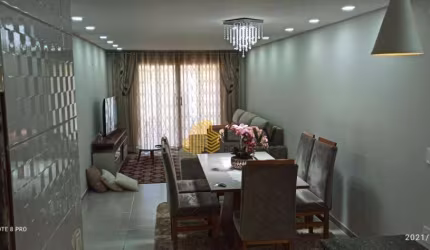 1 Casa com 4 Kitinetes à venda por R$ 1.200.000 - Vila Residencial A - Foz do Iguaçu/PR