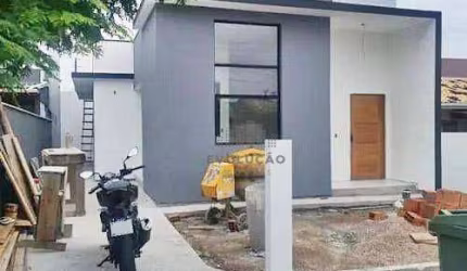 CASA 3 Quartos, 1 Suíte, 1 Vaga - Madri - Santa Catarina