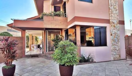 CASA 4 Quartos, 1 Suíte, 3 Vagas - Jardim Cidade Florianópolis - Santa Catarina