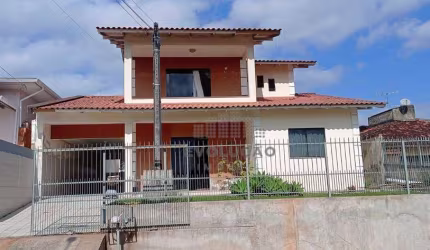 Casa com 5 dormitórios à venda, 189 m² por R$ 1.200.000,00 - Real Parque - São José/SC