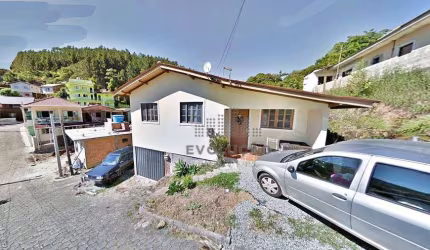 CASA 3 Quartos, 1 Vaga - Santo Amaro Imperatriz