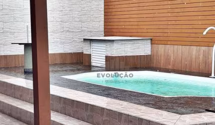 CASA 2 Quartos, Piscina, 11 Vagas - Passagem Maciambú