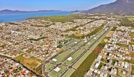 TERRENO 200m² , Viabilidade 2 Andares, Escritura - Nova Palhoça