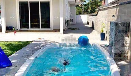 Linda CASA 3 Quartos, 1 Suíte, Piscina, 1 Vaga - Santo Amaro Imperatriz