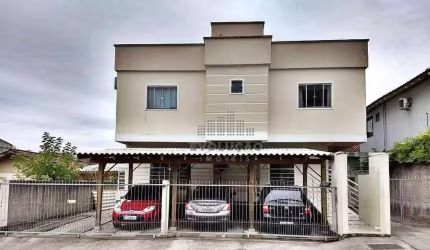 APTO 2 Quartos, 1 Vaga - Fundos