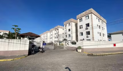 Apartamento com 2 dormitórios para alugar, 55 m² por R$ 2.086,69/mês - Sertão do Maruim - São José/SC