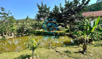 Chácara com 02 Casas, 02 Lagoas, Piscina e Terreno de 1.700m² à venda em Canelinha/SC