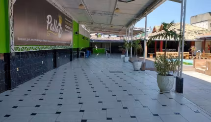 Casa de festa para venda possui 900 metros quadrados em Edson Passos - Mesquita - RJ