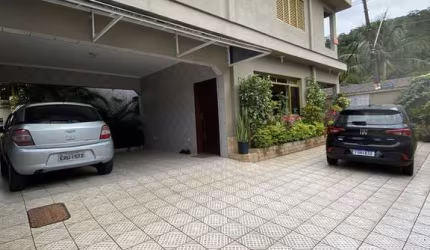 Sobrado à venda Canto do Forte - Praia Grande, com 3 quartos.