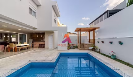 Casa de Alto Padrão à venda, Condomínio Montserrat - São José dos Campos/SP