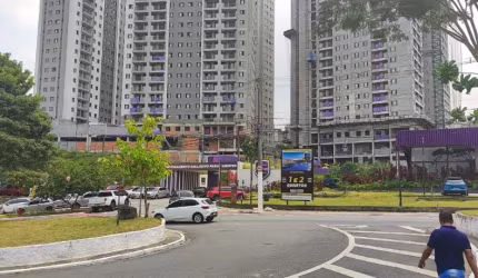 Apartamento 2 dormitórios em frente ao Shopping e metrô Itaquera