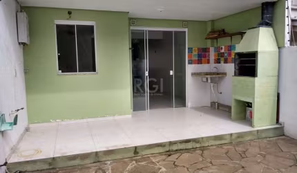 Casa linda com vista para o Rio com 3 pavimentos  com duas suíte