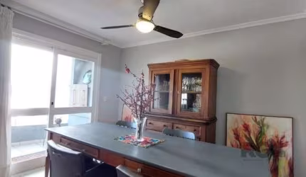 Casa em Condomínio em Jardim Isabel