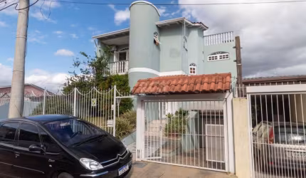 Casa para Venda - 250m², 3 dormitórios, sendo 2 suites, Partenon