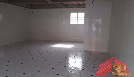Salao comercial 70m²,3 vagas, entrada lateral, casas ao fundo, Sao Paulo, quintal, Mooca,