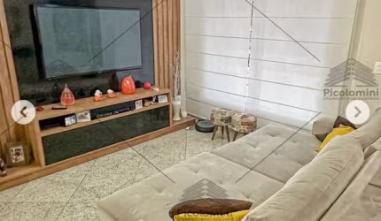 Casa a venda em Condomínio Fechado na Mooca, 4 quartos, 3 suítes, 6 vagas de garagem, localização privilegiada, entrar e morar.