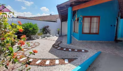 Casa com 3 dormitórios à venda, 124 m² por R$ 695.000,00 - Martim de Sá - Caraguatatuba/SP