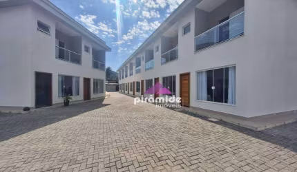 Casa com 2 dormitórios à venda, 72 m² por R$ 480.000,00 - Massaguaçu - Caraguatatuba/SP