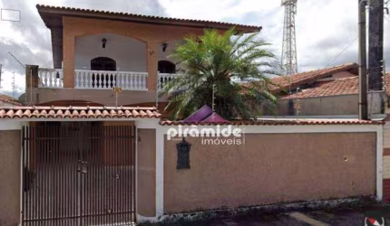 Casa com 4 dormitórios à venda, 230 m² por R$ 850.000,00 - Santana - São José dos Campos/SP