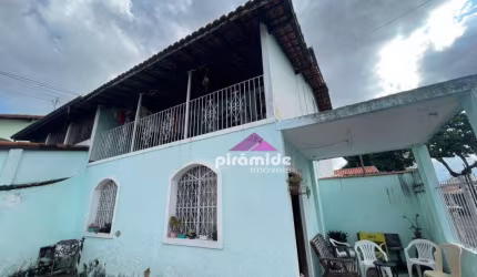 Casa com 4 dormitórios à venda, 350 m² por R$ 850.000,00 - Jardim América - São José dos Campos/SP