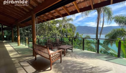 Casa com 4 dormitórios à venda, 300 m² por R$ 2.500.000,00 - Lagoinha - Ubatuba/SP