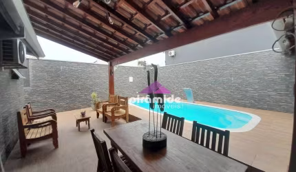 Casa com 3 dormitórios suíte à venda, 150 m² por R$ 650.000 - Massaguaçu - Caraguatatuba/SP
