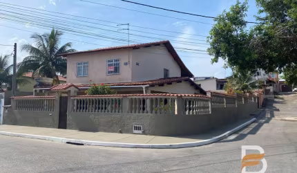 Casa para Venda em Saquarema, Boqueirão, 4 dormitórios, 1 suíte, 3 banheiros, 2 vagas