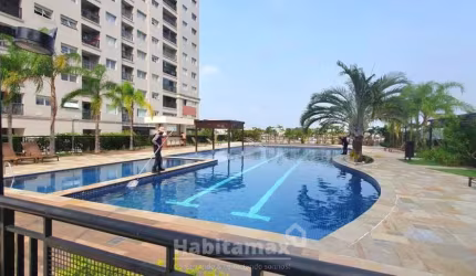 More na ponta negra, condominio liverpool simi- mobiliado com duas vagas de garage. Próximo ao Shopping Ponta Negra.