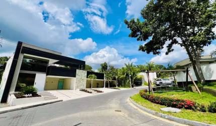 Mansão Triplex mobiliada no Reserva do Parque – Luxo e Exclusividade na Ponta Negra!