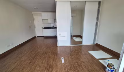 Apartamento Studio a venda com 1 vaga no Cambuci  -  São Paulo