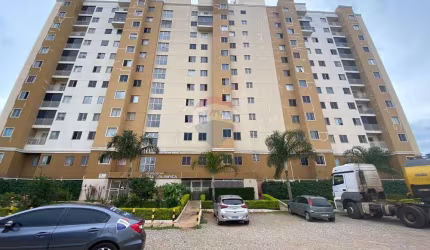 Apartamento 2 Quartos com Varanda em QN 321 Samambaia