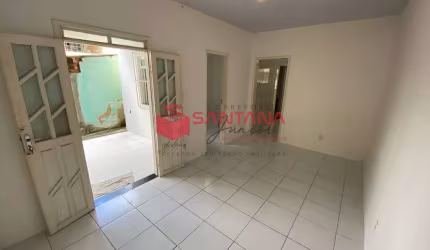Apartamento térreo com suíte para locação