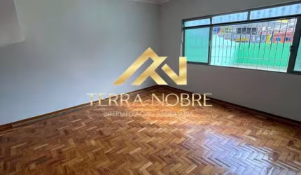 Sobrado em Jardim D'Abril, Osasco/SP Com Edícula