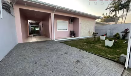 Casa no Centro de Biguaçu/SC.