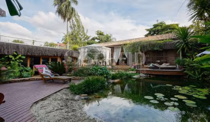 Casa Térrea no Alto da Boa Vista com 3 Quartos e 4 Vagas