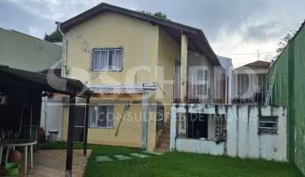 Casa térrea com 3 quartos à venda próximo a Avenida Rio Bonito!