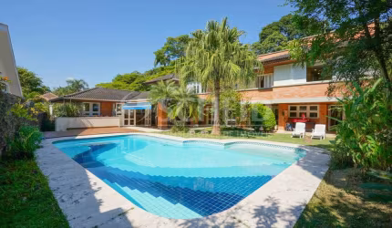 SOBRADO COM 4 SUITES , 10 VAGAS NO JARDIM CORDEIRO!