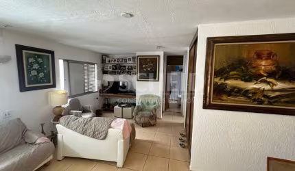 Apartamento 80m² com  03 quartos 01 suíte 03 banheiros 01 vaga no Rua Sócrates