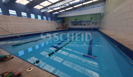 Imovel comercial para academia com piscina e modalidades em funcionamento. Localização excelente.
