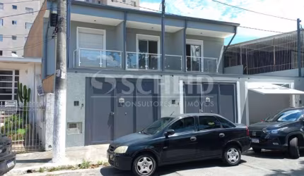 Casa Nova com 3 suítes, 2 vagas, quintal, acababento de Arquiteta