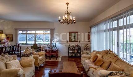 Casa térrea no Jd. Marajoara, com 4 dormitórios, piscina e área gourmet