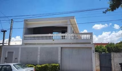 Venda de Casa Espetacular em Sorocaba - 6 Quartos, Conforto e Espaço para sua Família! Cidade Jardi