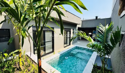 Deslumbrante Casa Térrea a venda com Piscina e 3 Suítes + Home Office no Exclusivo Condomínio Resid
