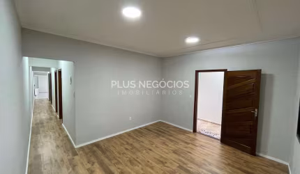 Casa térrea com 3 quartos recem reformada, próxima ao Campolim, Parque Jatai,  Votorantim/SP