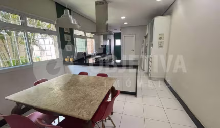 Casa à venda, 4 quartos, 2 suítes, 2 vagas, LIDICE - UBERLANDIA/MG