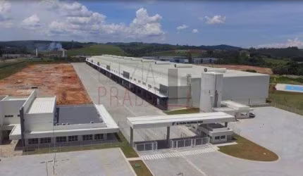 Barracão / Galpão / Depósito com 10 salas para alugar na Ponte Alta, Atibaia , 8418 m2 por R$ 142.390