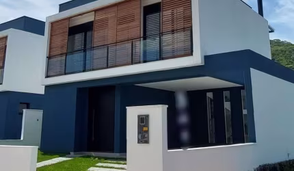 Casa Residencial em Rio Tavares