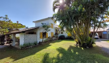 Casa Residencial em Ponta Das Canas